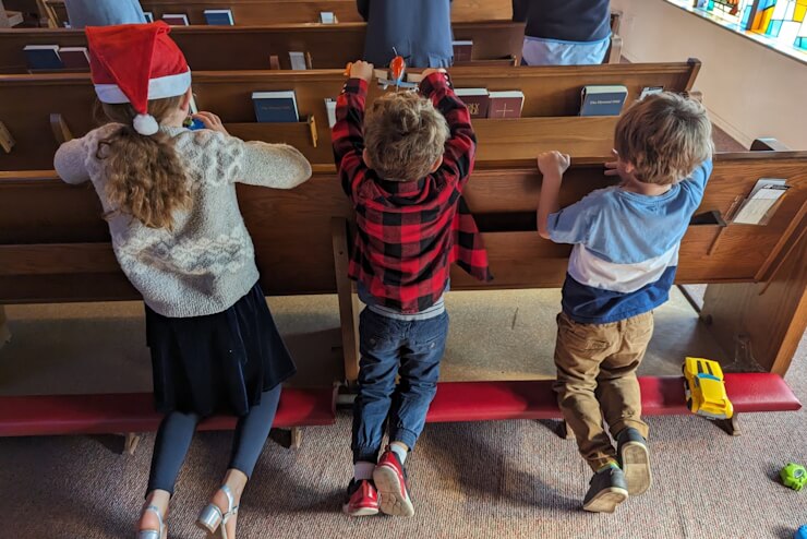 Kids at Pew 4